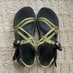 Chacos sandals size 9